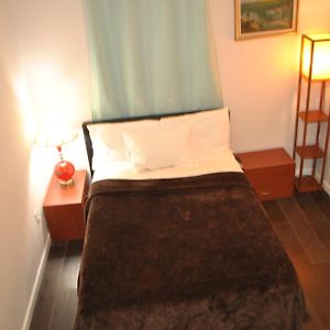 Budget King Room